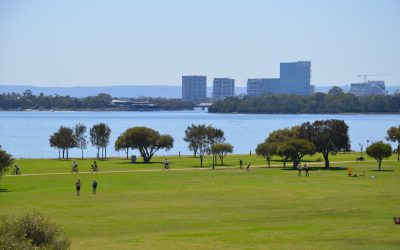 Perth_Water_and_south_perth_foreshore